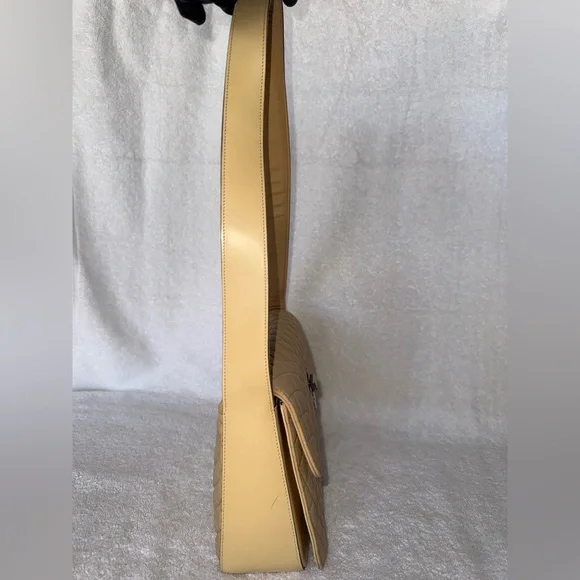 Bally Vintage Quilted Nylon Shoulder Bag. - Picture 3 of 16